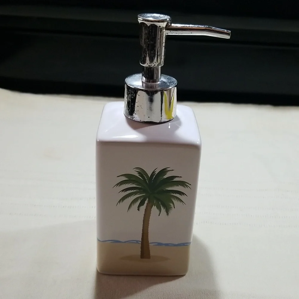 Ceramic Palm Tree Lotion Soap Dispenser TYBB26